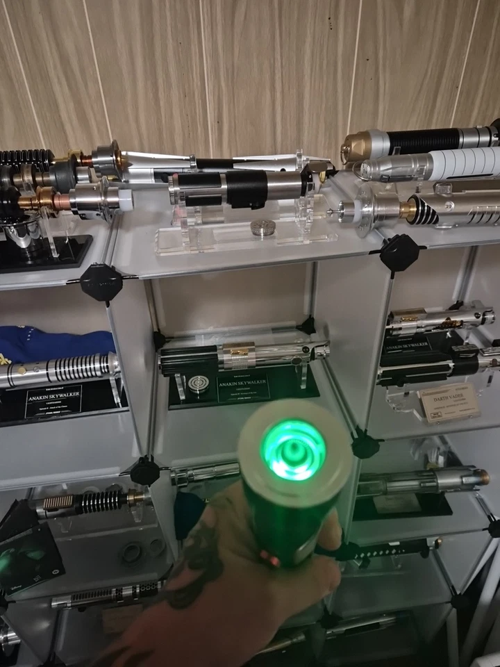 Qui Gon Jinn - Image 4 of 4