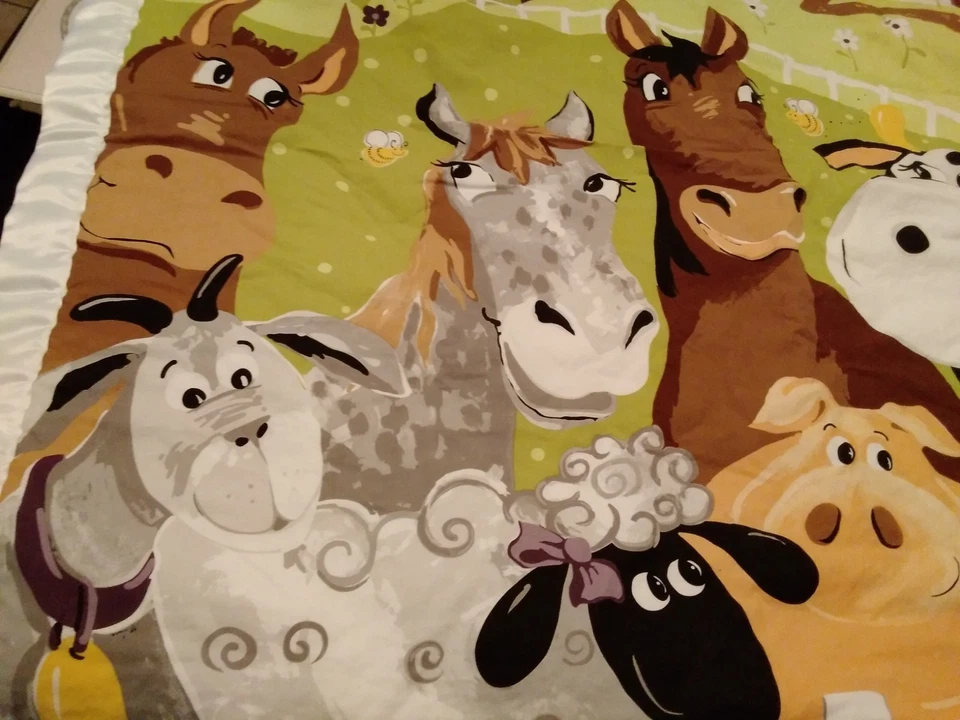 Colcha bebê animais de fazenda vaca cavalo porco galinhas celeiro edredom cobertor 34x41" - Imagem 2 de 4