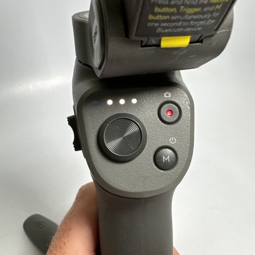 DJI OSMO Mobile 3 Gimbal Stabilizer For Mobile Phone W/ Tripod Stand Clean OM3 - Picture 5 of 11