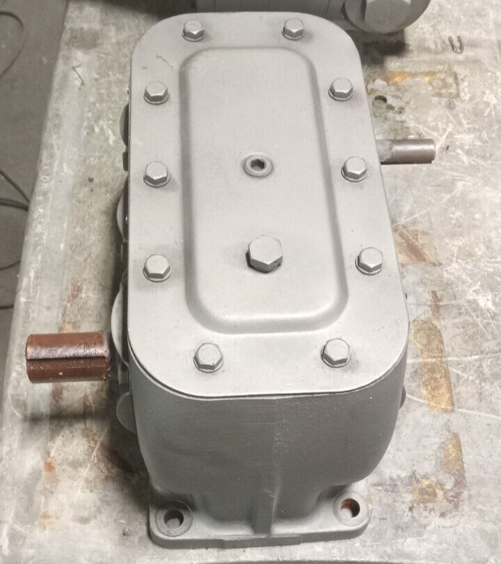 DORRIS 1209 DOUBLE REDUCTION BASE TYPE GEARBOX 8.3HP IN 1750 RPM IN 9.