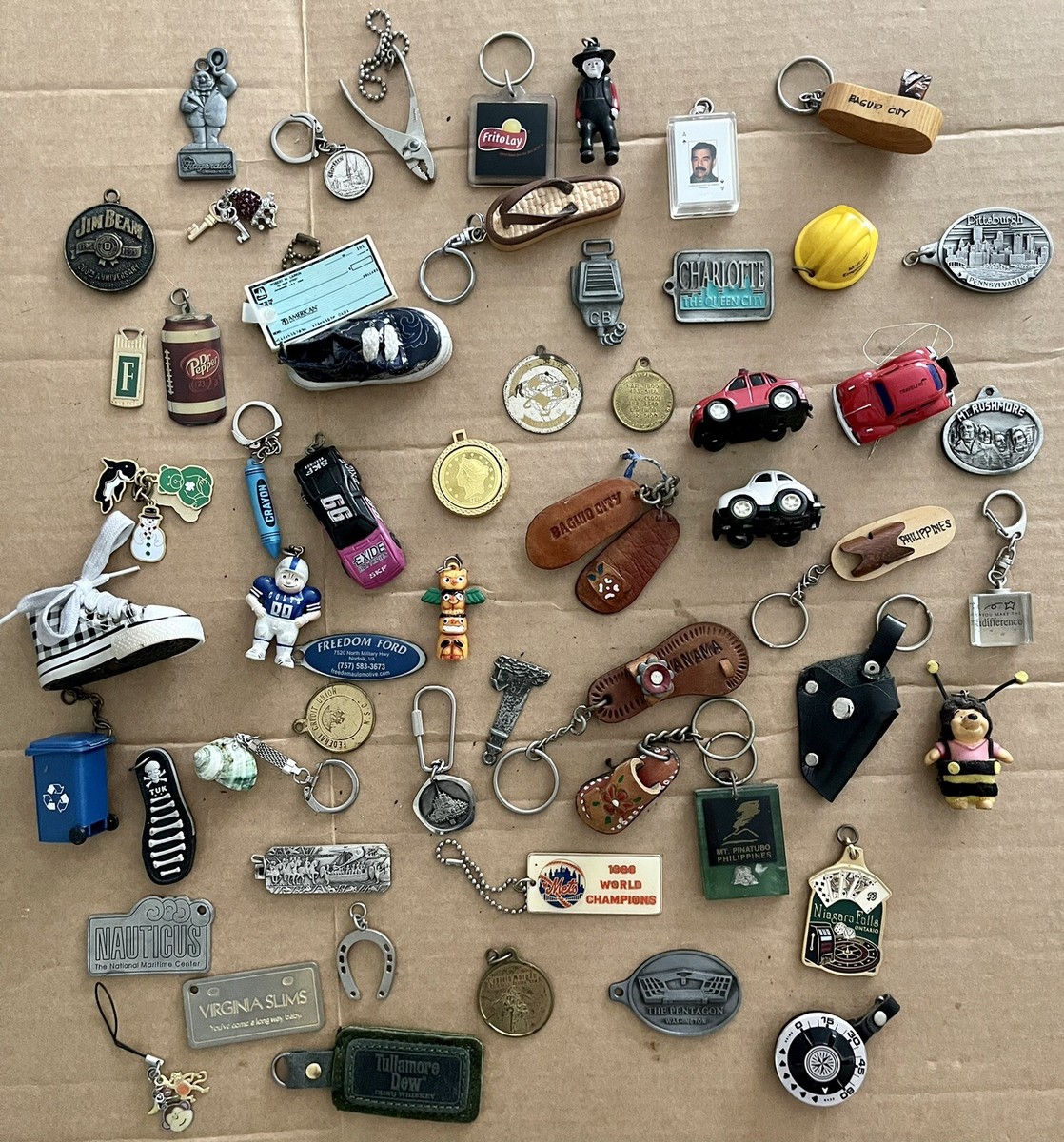 50 + VINTAGE KEYCHAIN JEWELRY BOX COLLECTION 1964 FAIR 1986