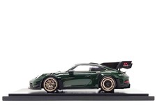 Spark 1:18 Porsche 911 GT3 RS (992) Manthey in Brewster Green (Dealer Edition)