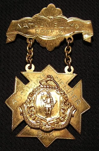 RARE ANTIQUE GAR NATHANIEL LYON POST 61 MEMBER MEDAL BADGE WEBSTER MASSACHUSETTS