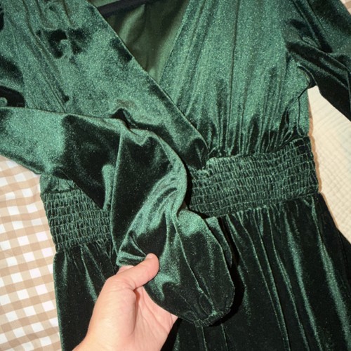 Womens Green Velvet V-Neck Long Sleeve Solid Jumpsuit One-Piece Size M - Picture 2 of 5