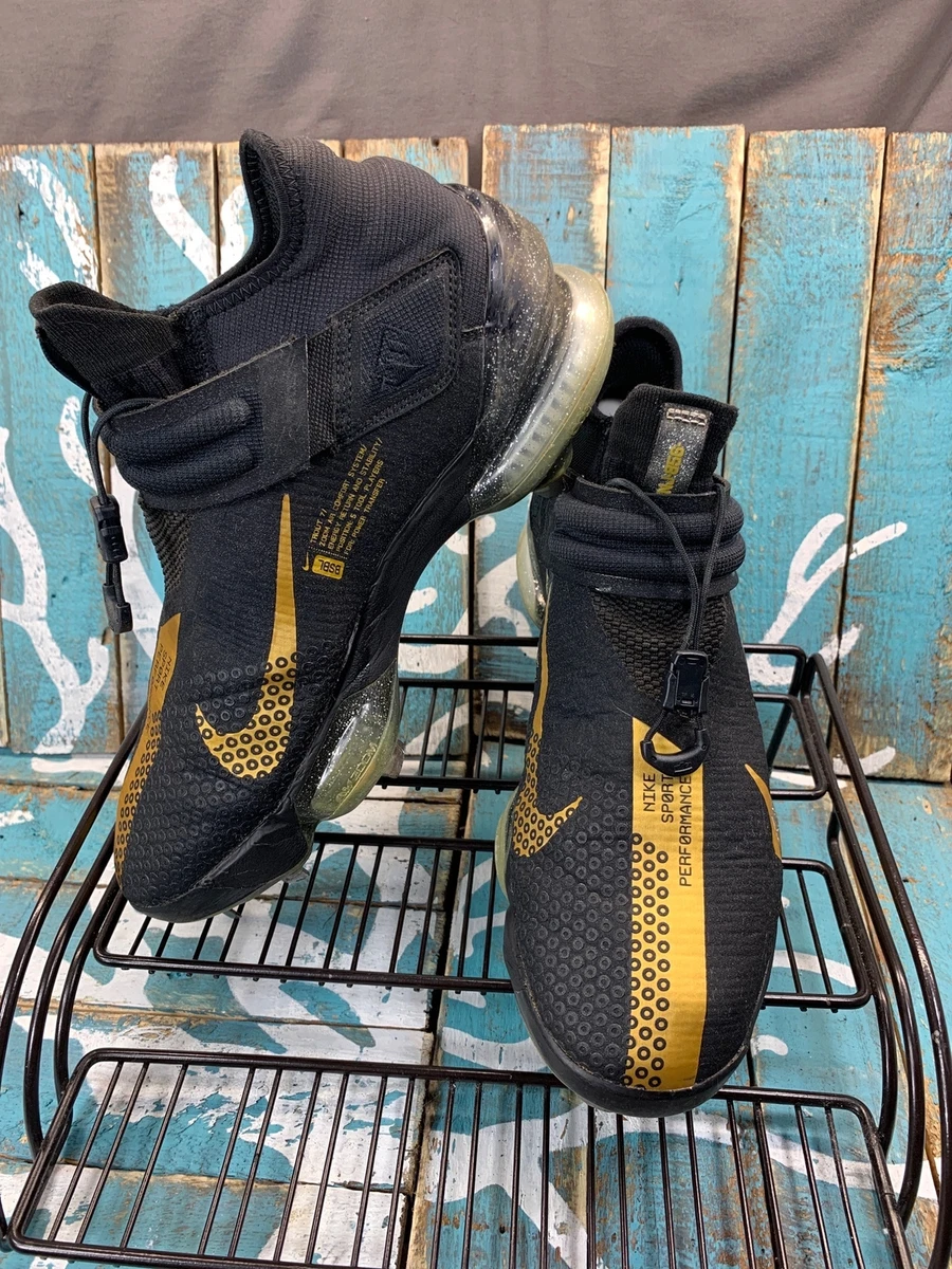 Lebron soldier cheap 10 baseball cleats