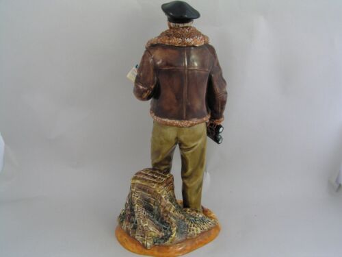 ROYAL DOULTON LTD. EDT. FIELD MARSHALL MONTGOMERY 11 3/4" FIGURINE, HN 3405. - Picture 2 of 5