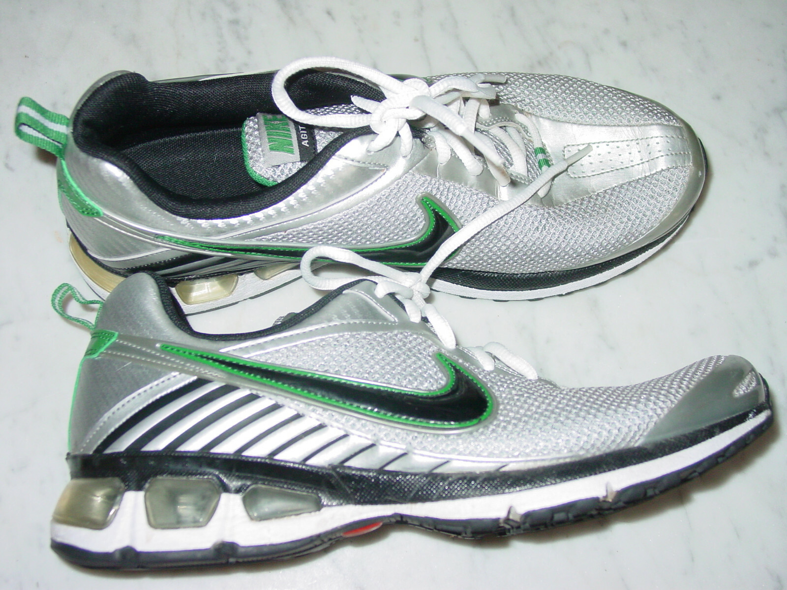 nike air max agitate