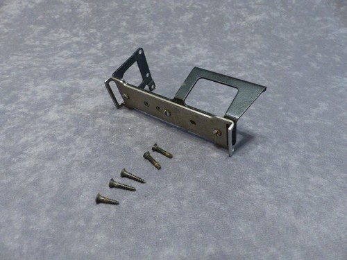 GRAFLEX FLASH HANDLE BRACKET W/SCREWS - SPEED-CROWN-CENTURY - KALART RANGEFINDER - Picture 3 of 4