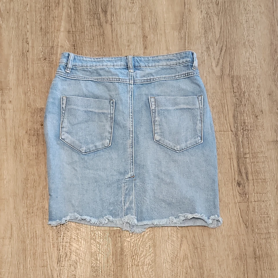 Falda vaquera Forever 21 Distressed ~ Talla S ~ Azul ~ Por encima de la rodilla Foto 4 de 4