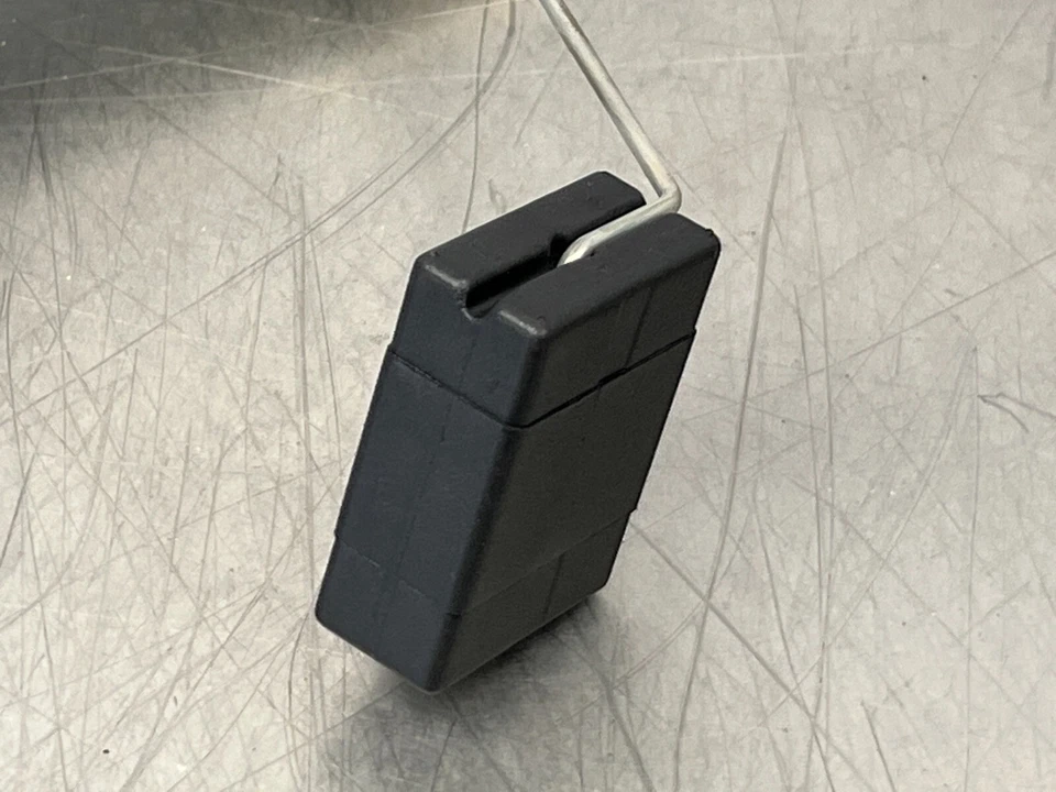 2004 Lexus SC430 Fuel Level Sending Unit - Passenger Right - Denso - 132k - Изображение 3 из 4