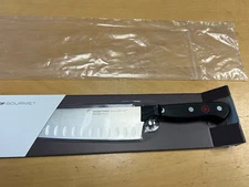 Wusthof Gourmet - 7" Santoku Knife w/Hollow Edge 1025046017 in retail package