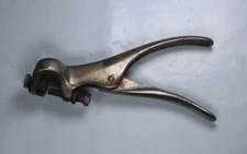 Saw Set, Vintage E.C. STEARNS & Co. Adjustable Hand Saw Tooth Setter, Sterns