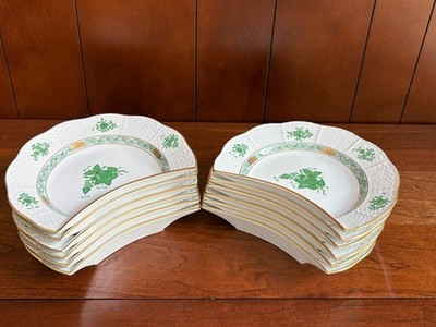 Herend Chinese Bouquet Green crescent salad plates, set 12, 7 1/4'', 530/AV, mint