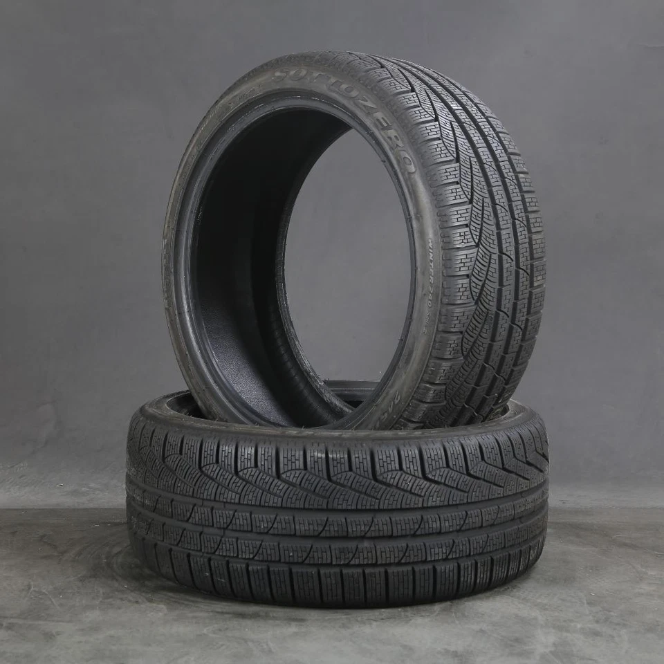 2x Winterreifen Pirelli Sottozero Winter 240 Serie II 245/40 R20 99V xx21 8mm - Bild 1 von 2