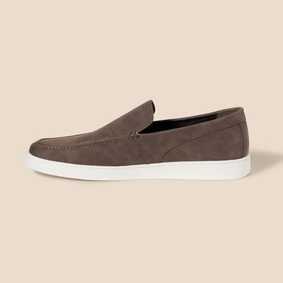 AMAZON ESSENTIALS MEN'S SLIP-ON LOAFER SNEAKERS SIZE: MEN 11 BROWN FAUX SUEDE