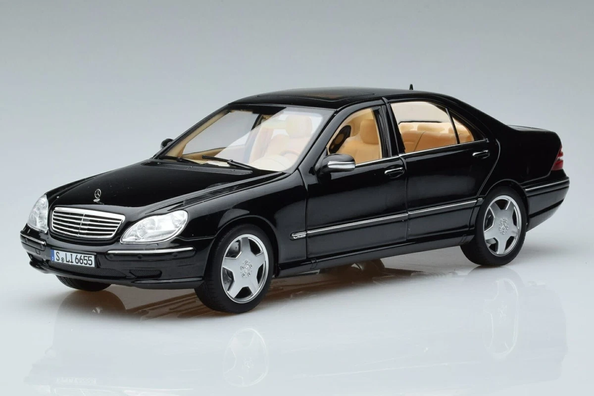 NOREV Mercedes-Benz 1:18 Contemporary Manufacture Diecast Cars