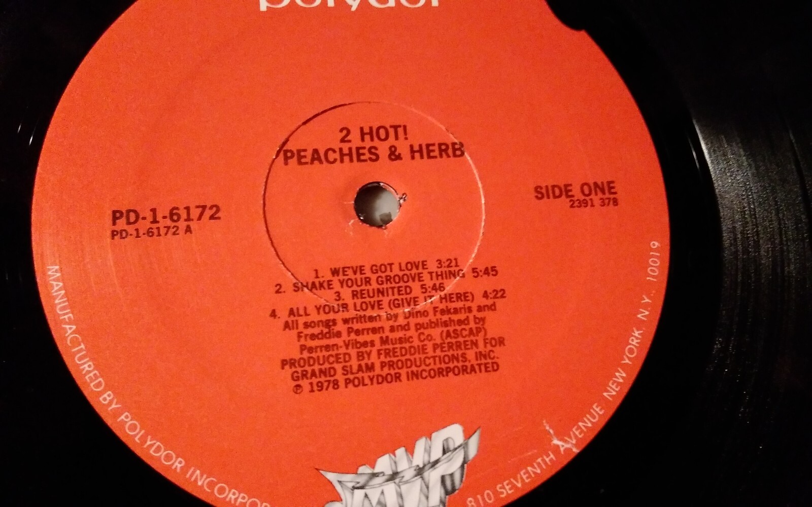 Peaches & Herb 33rpm LP Vinyl 12inch Polydor Records PD16172 “2 Hot