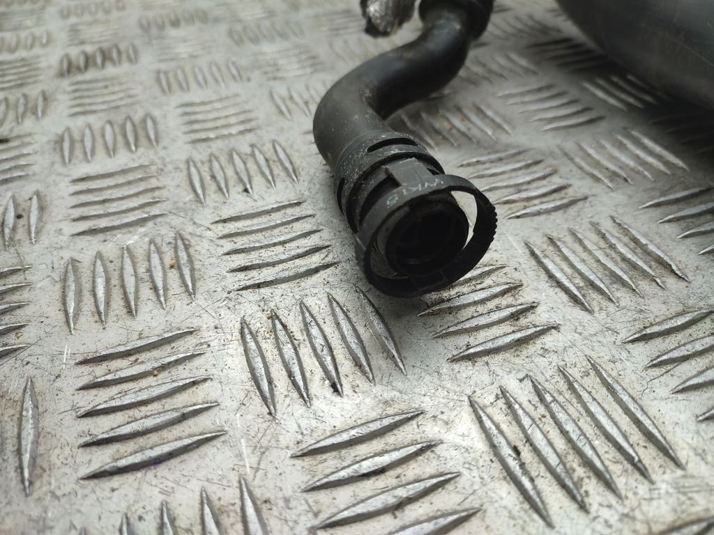 Peugeot 308 2019 Petrol turbo air intake inlet pipe hose  