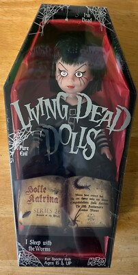 Living Dead Doll Holle Katrina - Series 26 - Season of the Living Dead Doll Holle Katrina - Series 26 - Season of the