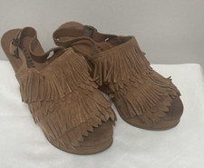 Lucky Brand Womens LK-JEENA Suede Mules Wedge Fringe Adj Heel Strap Boho 7M