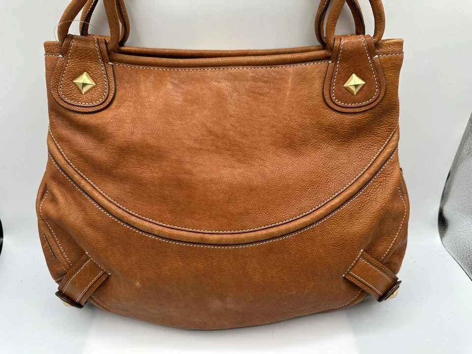 Bolso de hombro Tre Vero británico de cuero tostado Foto 2 de 4