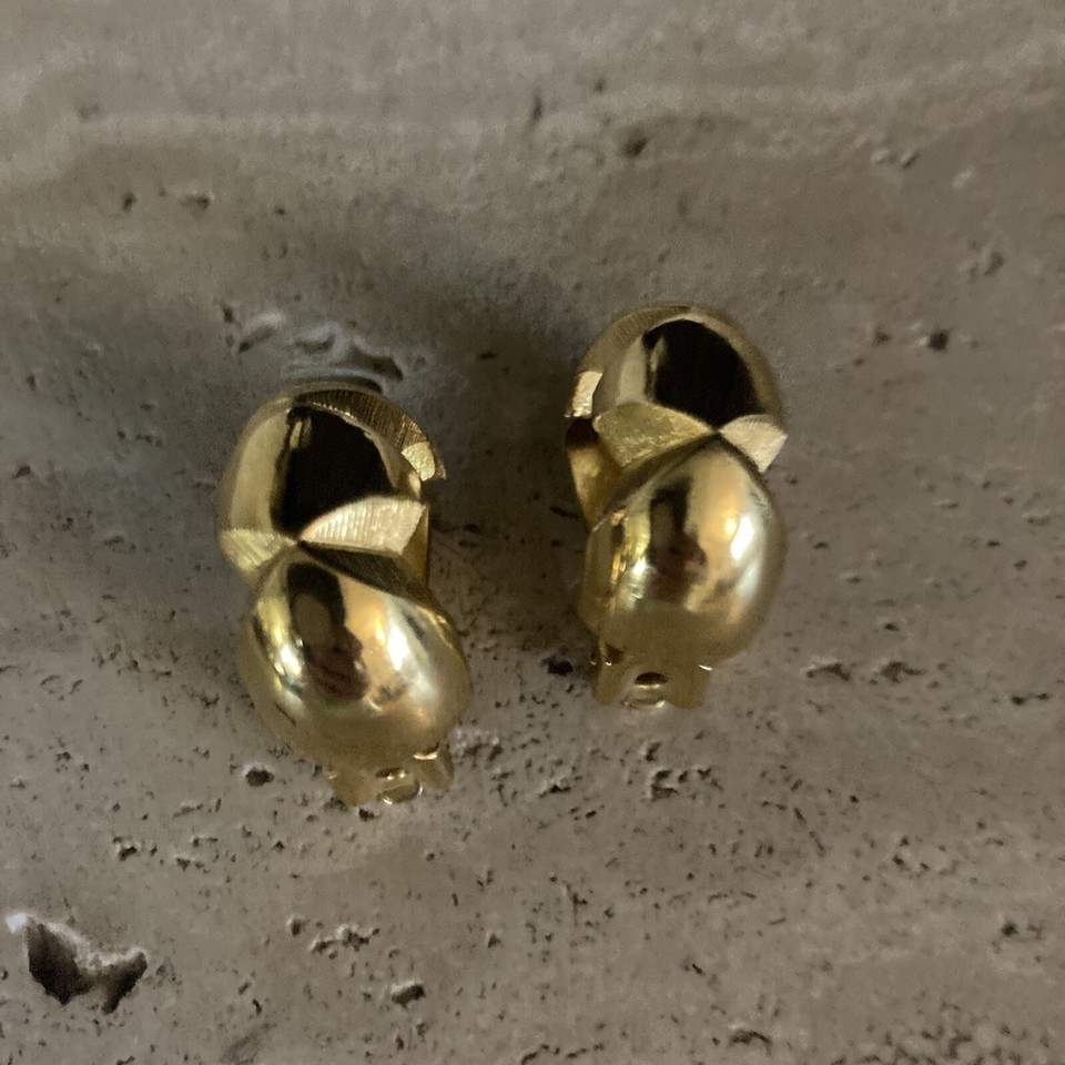 Vintage gold clip on hoop earrings eBay