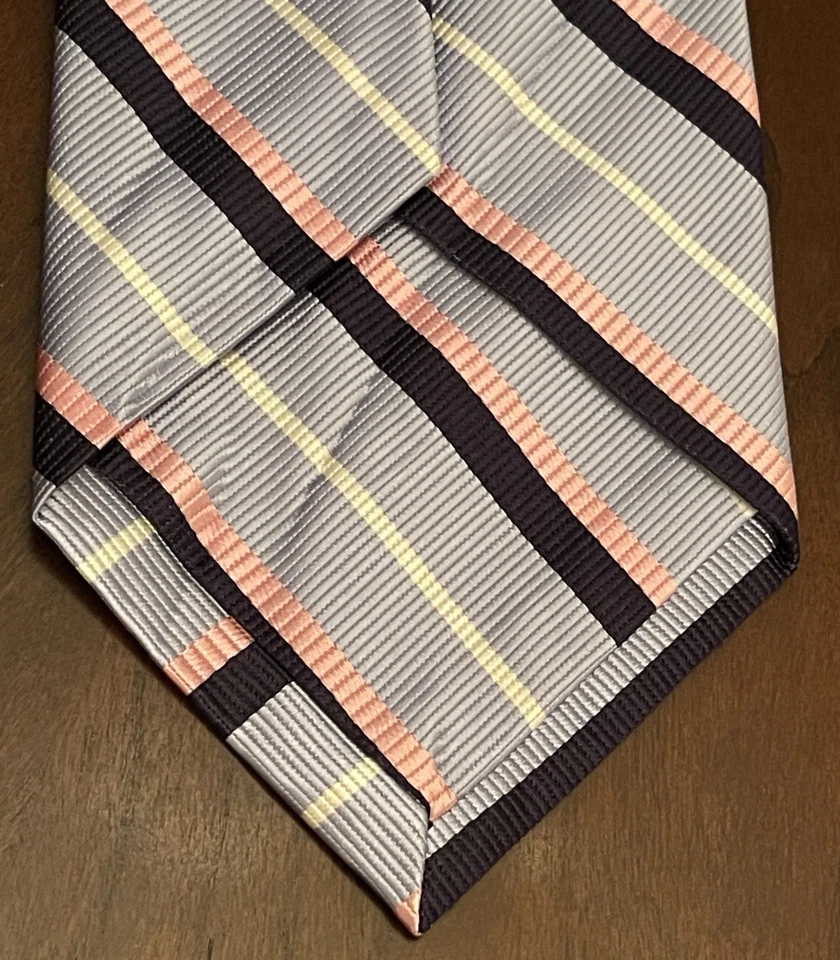 Corbata de cuello Grant Thomas azul rosa Repp hecha a mano 100 % seda para hombre hecha en Estados Unidos Foto 2 de 4