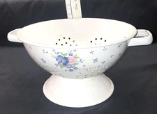 Vintage Pedestal 80's pastel flower White Enamelware Strainer Colander Farmhouse