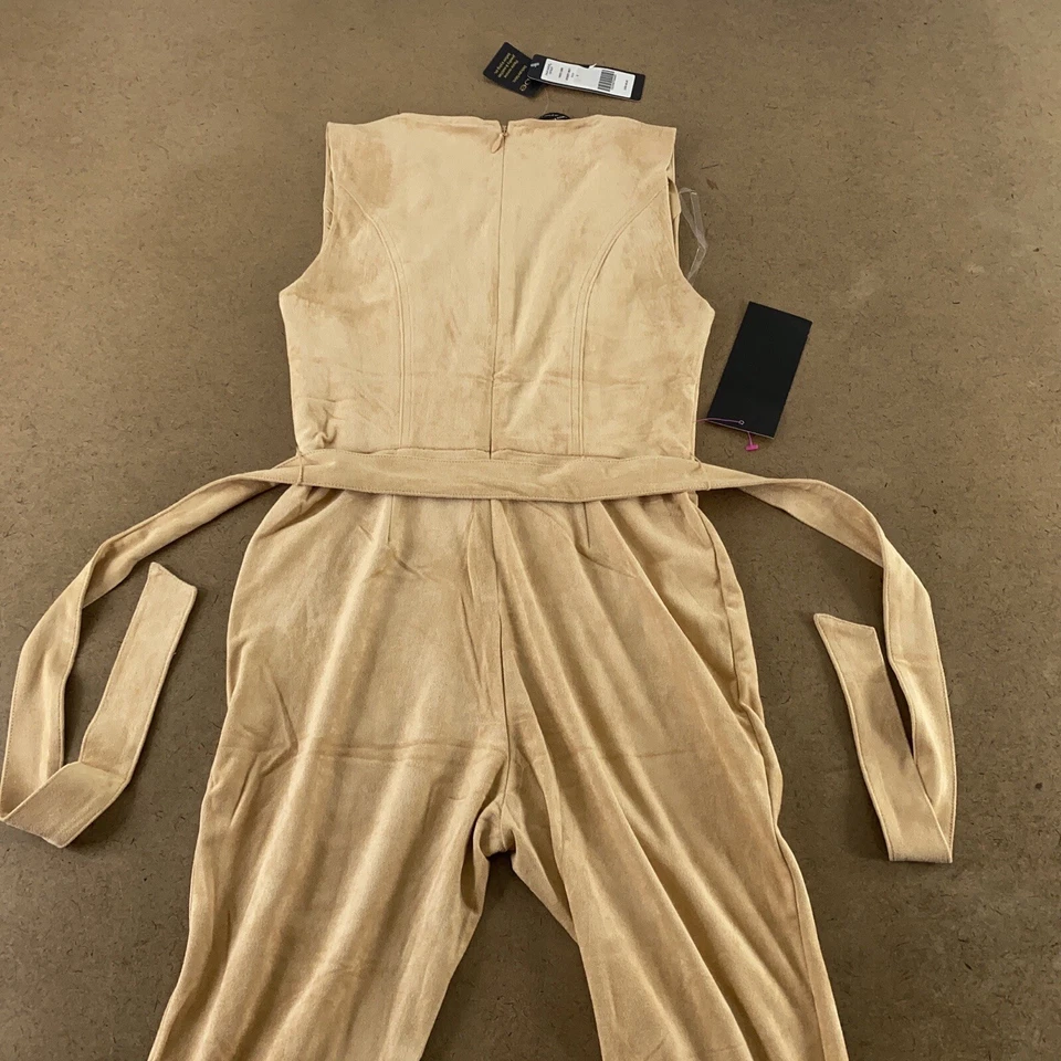 Bebe Women's Small Desert Mist Faux Suede Sleevless V Neck Catsuit NWT *Flaw - Image 3 of 4