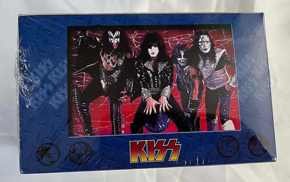 KISS ACE Trading Cards Series 1 SEALED BOX 36 Packs 1st Print 1997 & Foil cards
