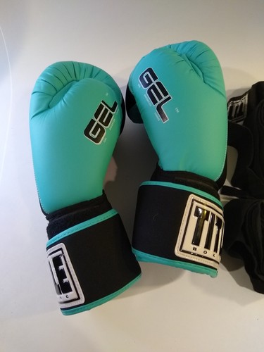 Title Boxing Gel World Bag Sparring Gloves - Teal/Black/White Size Medium 10oz - Picture 5 of 6
