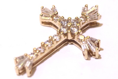 14k yellow gold CZ cross pendant charm 1.8g estate vintage - Picture 4 of 8