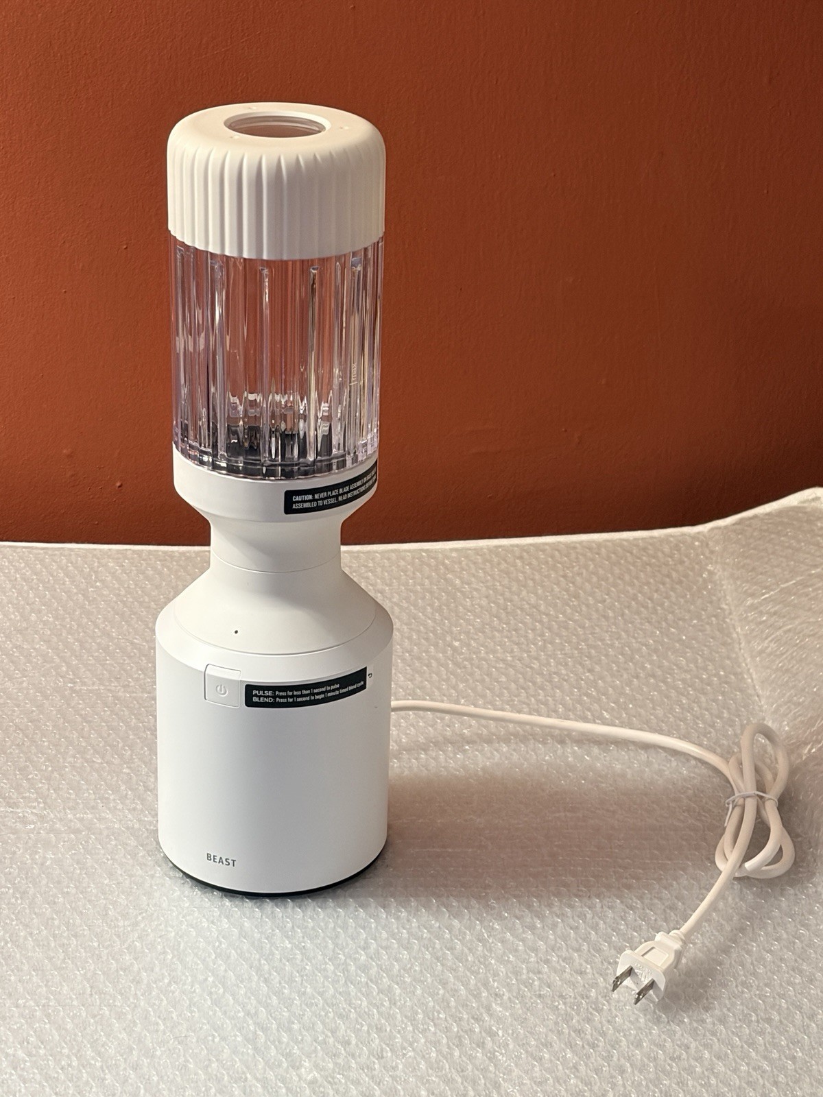 Beast Blender &ndash; 1000W Personal Countertop Smoothie & Shake