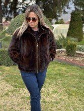 Bomber in vera pelliccia di visone mogano con colletto