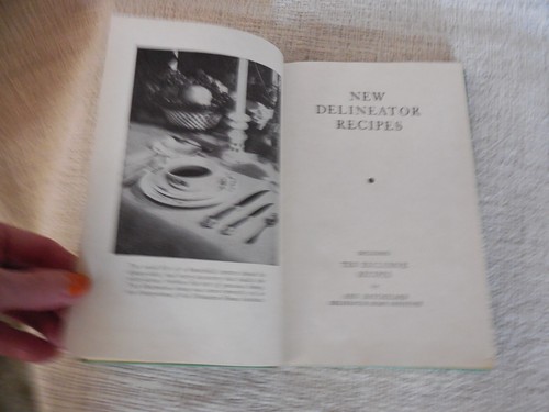 New Delineator Recipes, 1930, with 10 Exclusive Recipes by Ann Batchelder - Picture 2 of 16