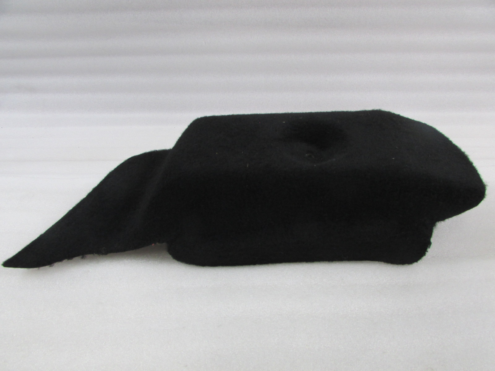 Ferrari 550, LH, Left Tail Light Cover Trunk Carpet, Black, Used, P/N 64921290