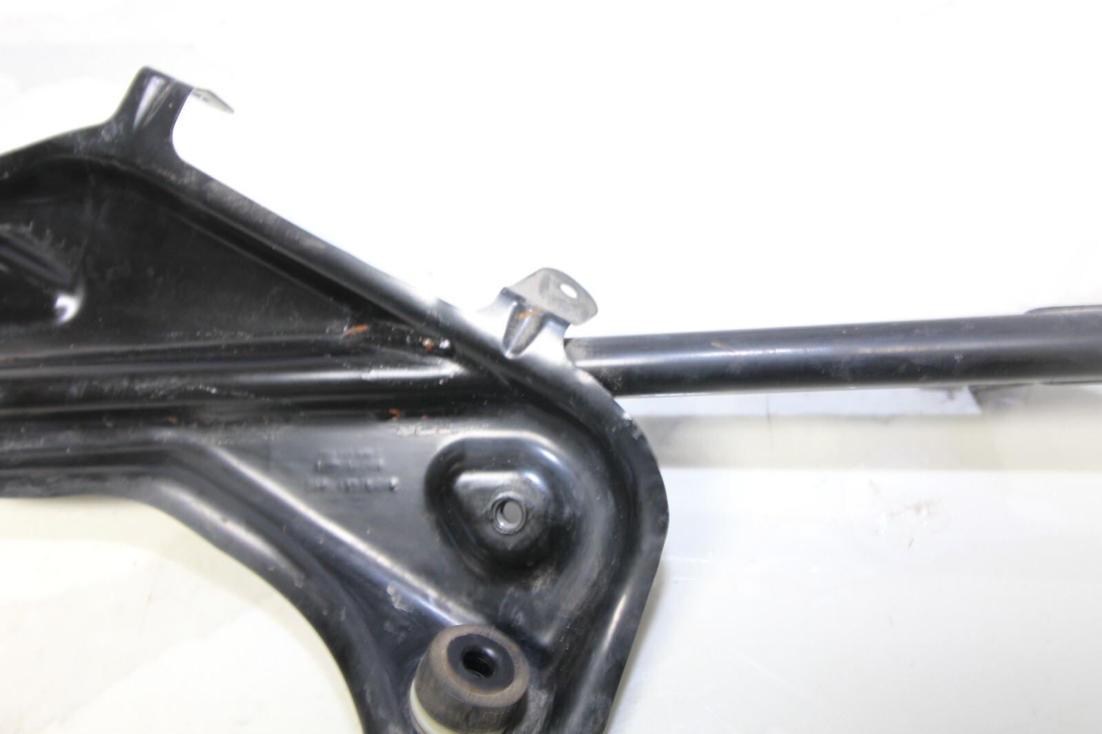 17-21 AUDI R8 V10 PLUS RWS OEM REAR TRANSVERSE SUPPORT BRACKET 4S0813906C