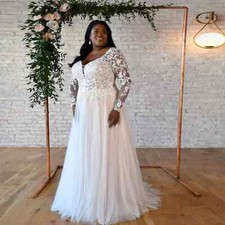Plus Size Backless Wedding Dresses TulleV-Neck Lace Applique A-line Bridal Gown