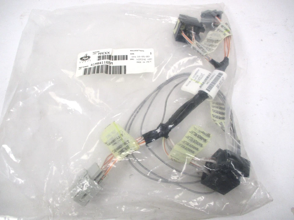 41MR41165M NEW GENUINE MACK TRUCK WIRING HARNESS HEADLIGHT ROCKER SWITCH - Image 1 of 3