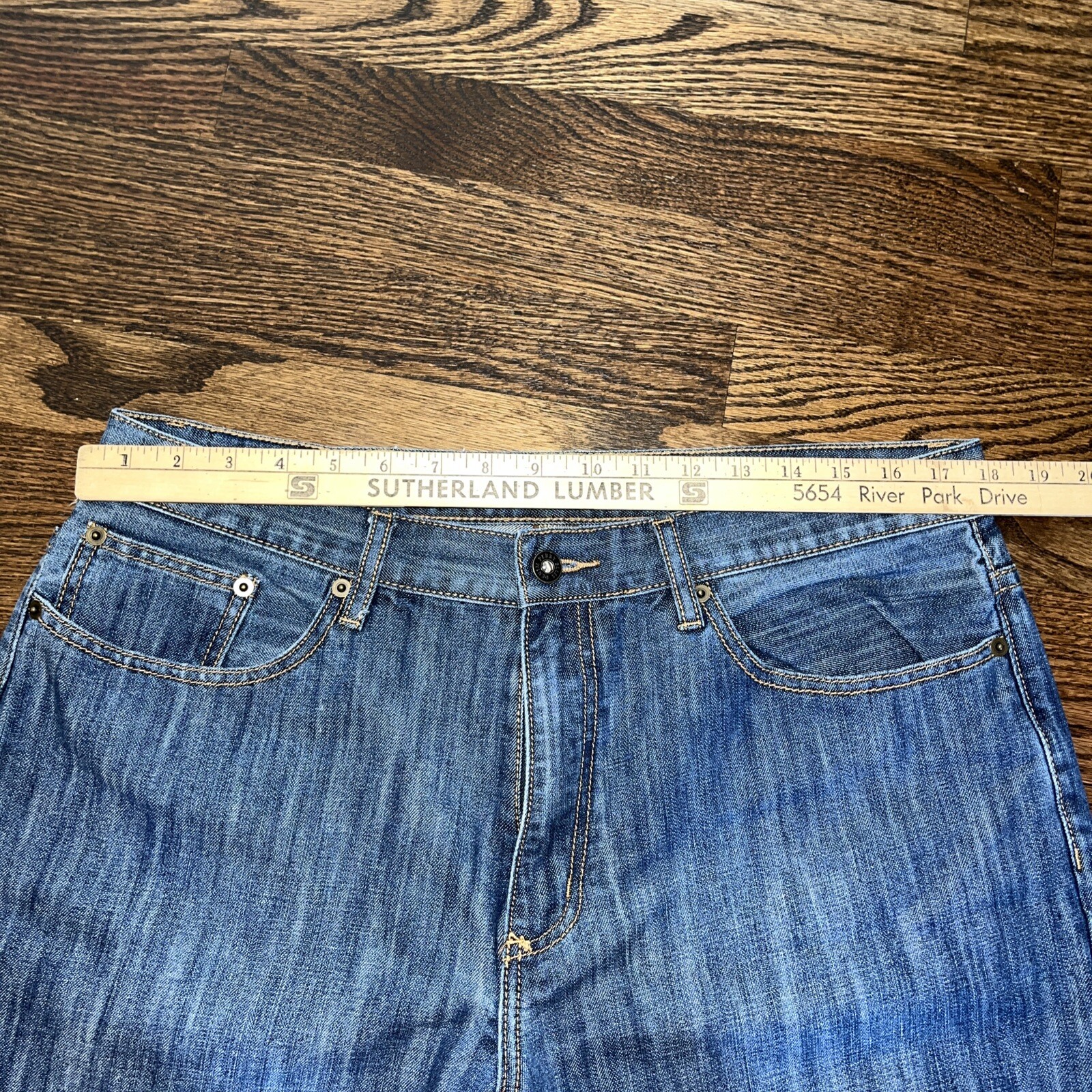 Mens Perry Ellis straight leg jeans size 36 X 29 medium wash Denim - View 6