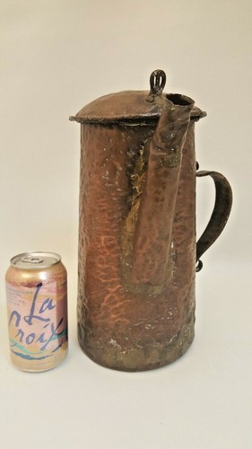 ANTIQUE ARTS & CRAFTS HAND HAMMERED COPPER COFFEE POT HANDMADE 12" TALL PITCHER - Picture 2 of 12