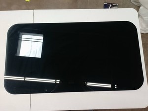 DAMAGED Peterbilt / Unibilt Rear Sleeper Window Tinted