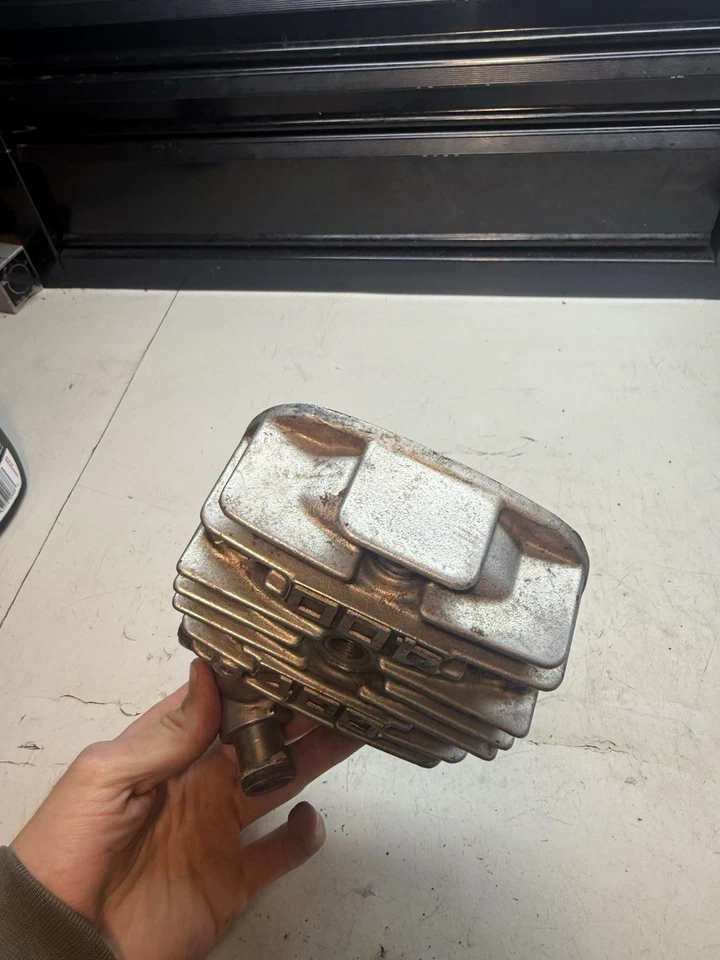 Culata Polaris Explorer ATV 400 Foto 4 de 4