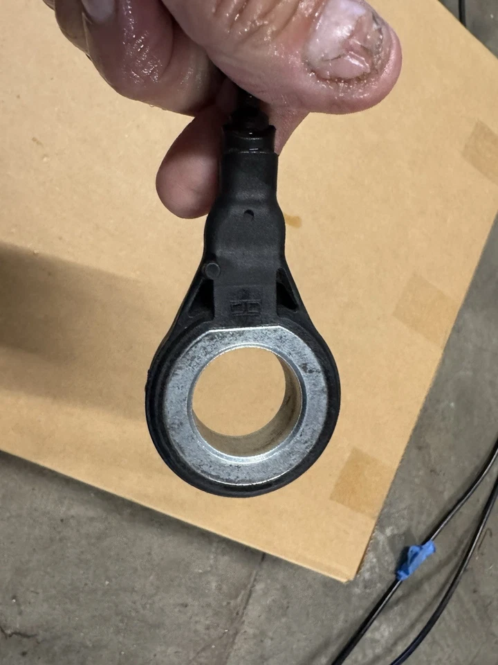 2009-2023 Harley Davidson Street Road Glide Rear Back Wheel ABS Brake Sensor  R1 - Image 2 of 4