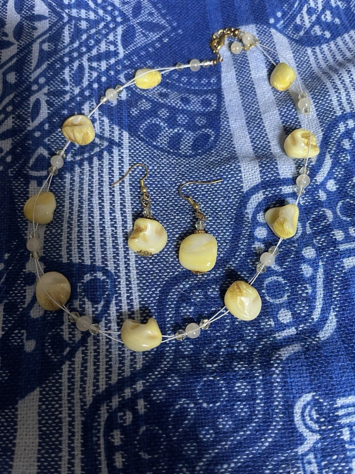Juego de collar y pendientes This Is A Butterscotch ámbar natural Foto 3 de 4
