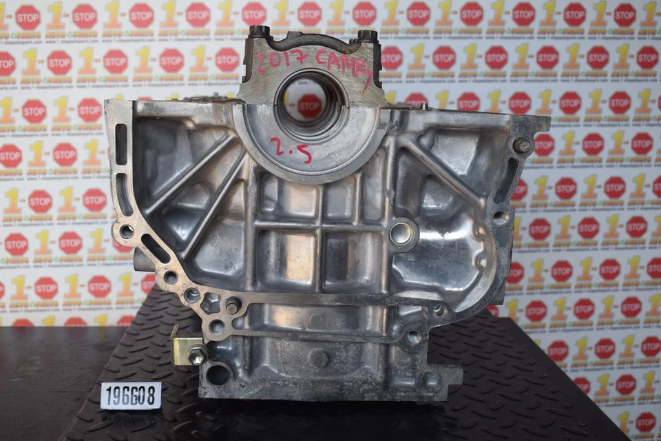 Toyota Camry 2010-2017 conjunto de bloque de cilindros de motor de 2,5 L 11410-39075 OEM Foto 3 de 4