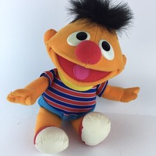 Tyco Tickle Me Ernie 1996 Plush Doll Shakes Talks Giggles 12" Sesame Street HG33