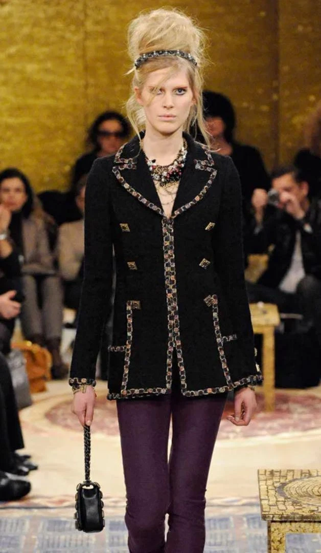 Giacca Chanel Gripore in tweed nero 38