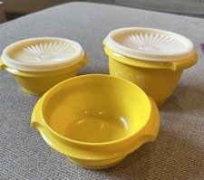 VTG Tupperware Servalier Storage Bowls Yellow...
