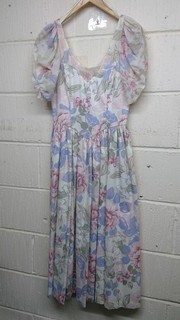 VINTAGE LAURA ASHLEY Floral Dress Size UK Vintage 12 (26in Waist) CG U03